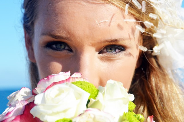 歯のマニキュアは虫歯や銀歯にもできる？短期間で白い歯を手に入れる方法